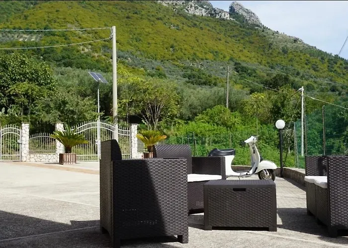 Il Colle Πανσιόν Faicchio