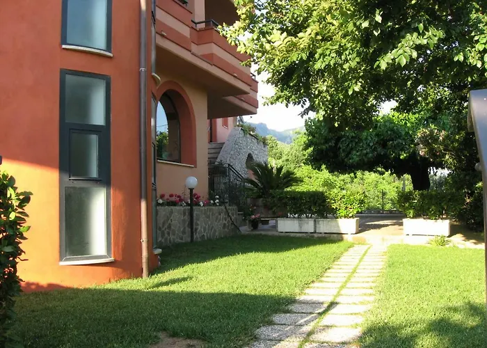 Πανσιόν Il Colle 3*